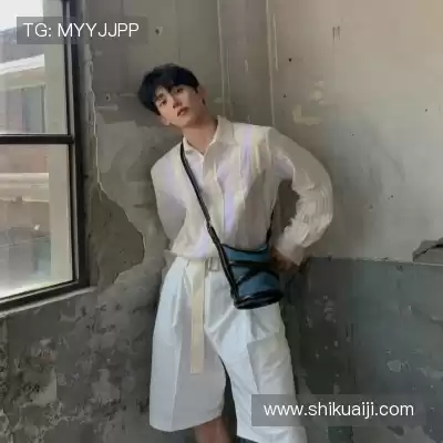 强燕颖